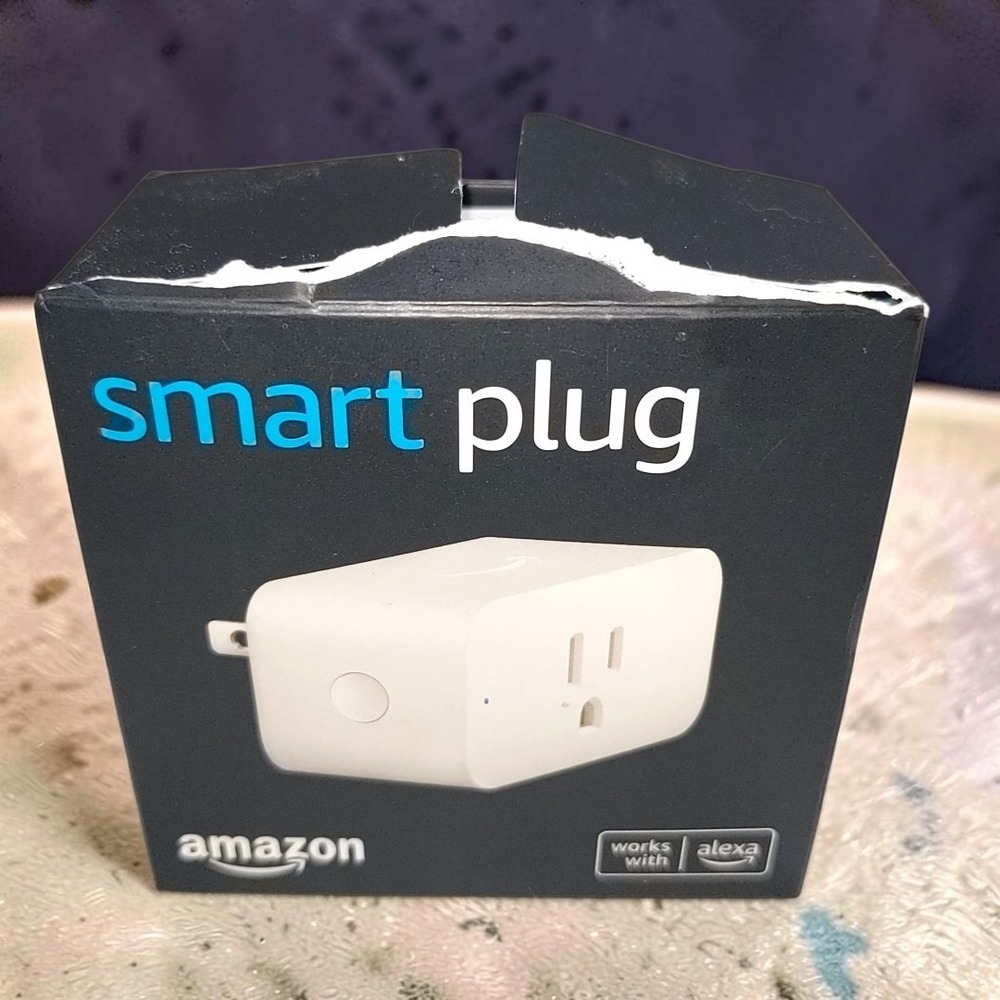 Amazon Smart Plug 2021 HD34AZ Works with Alexa WiFi Single Socket White